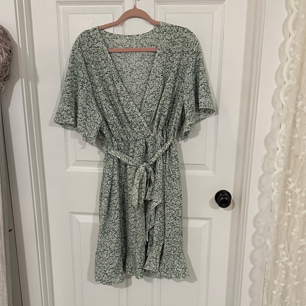 Amazon Green Floral Kimono Robe
